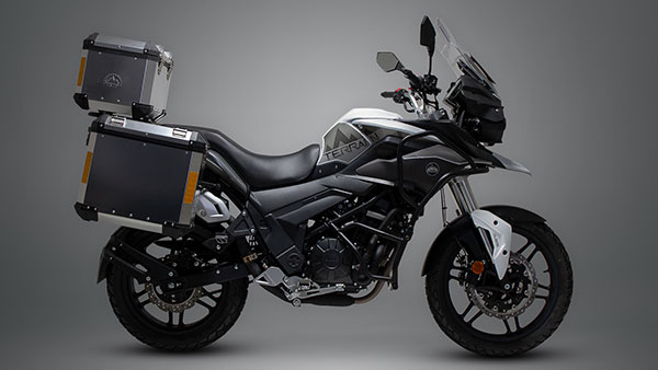 യുകെയിൽ ടെറൈൻ 380 അഡ്വഞ്ചർ അവതരിപ്പിച്ച് സിന്നിസ്