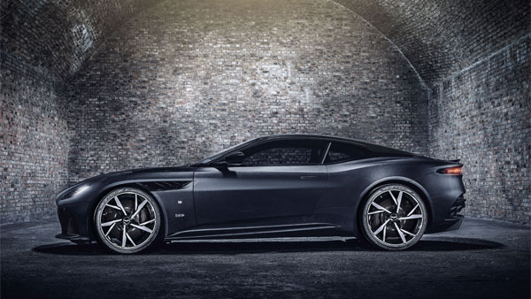 007 സ്പെഷ്യൽ എഡിഷൻ മോഡലുകൾ അവതരിപ്പിച്ച് ആസ്റ്റൺ മാർട്ടിൻ