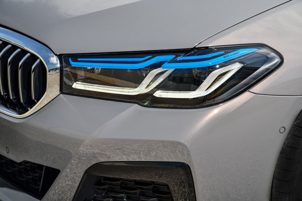 545e xഡ്രൈവിനെ വെളിപ്പെടുത്തി ബിഎംഡബ്ല്യു; ശ്രേണിയിലെ ഏറ്റവും വേഗതയേറിയ ഹൈബ്രിഡ് മോഡല്‍