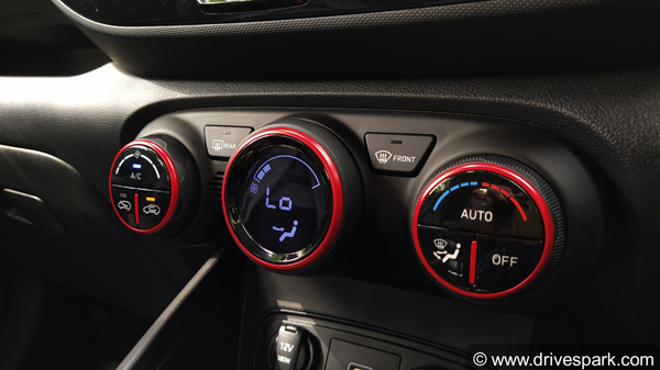 ക്ലച്ചില്ലാതെ ഗിയര്‍ മാറാം; ഹ്യുണ്ടായി വെന്യു iMT പതിപ്പിന്റെ ആദ്യ ഡ്രൈവ് റിവ്യൂ