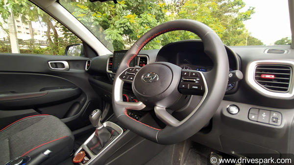 ക്ലച്ചില്ലാതെ ഗിയര്‍ മാറാം; ഹ്യുണ്ടായി വെന്യു iMT പതിപ്പിന്റെ ആദ്യ ഡ്രൈവ് റിവ്യൂ