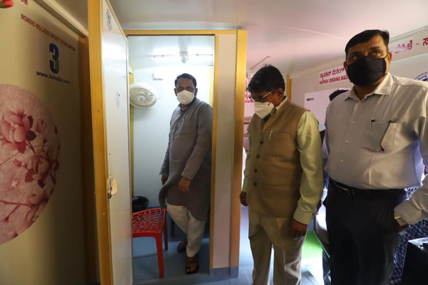 കയ്യടിവാങ്ങി കര്‍ണടക ആര്‍ടിസി; പഴയ ബസുകള്‍ ഇനി സഞ്ചരിക്കുന്ന ശൗചാലയം, പദ്ധതി സ്ത്രീകള്‍ക്ക്