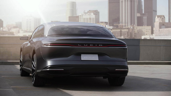 ടെസ്‌ലയുടെ ഇവി കിരീടത്തിന് വെല്ലുവിളിയായി ലൂസിഡ്