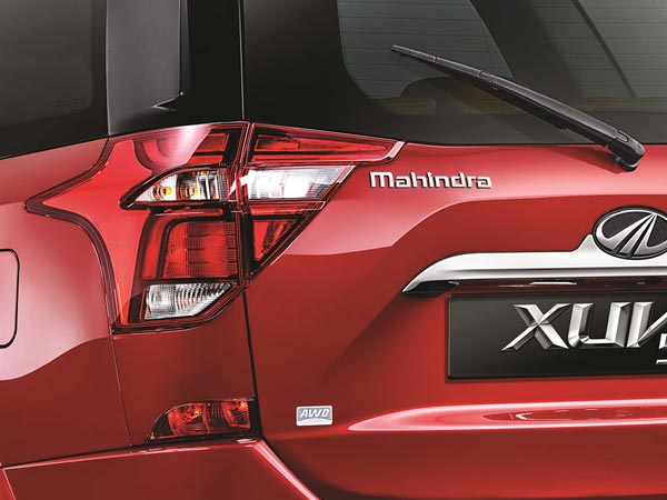 XUV 500 ഡീസൽ ഓട്ടോമാറ്റിക്ക് വേരിയന്റ് പുറത്തിറക്കി മഹീന്ദ്ര