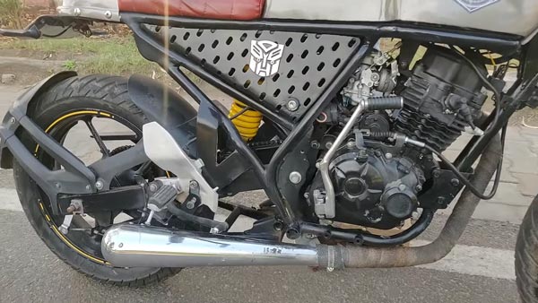 70,000 രൂപയ്ക്ക് കഫേറേസറായി രൂപംമാറി ബജാജ് ഡിസ്കവർ