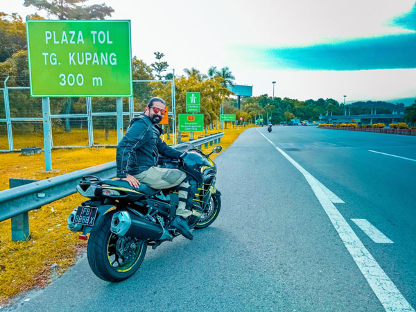 അഞ്ച് രാജ്യങ്ങൾ, 5,000 കിലോമീറ്റർ; ദി ഗ്രേറ്റ് ഇൻഡിപെൻഡൻസ് ഡേ റൈഡ് 