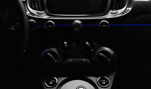 ബ്ലൂ-ബ്ലാക്ക് മോട്ടോർസ്പോർട്സ് കളർ ഓപ്ഷനിൽ തിളങ്ങി പുതിയ അബാർത്ത് 595 മോൺസ്റ്റർ എഡിഷൻ