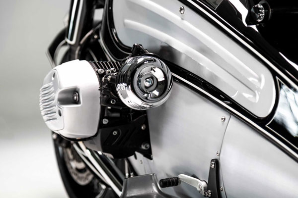 ബിഎംഡബ്ല്യു R നയൻ T റോഡ്സ്റ്ററിന് റെട്രോ മോക്കോവറുമായി എൻമോടോ