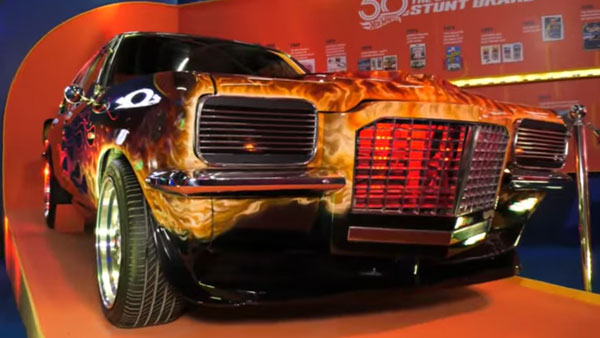 ക്ലാസിക് ശൈലിയിൽ ഹോട്ട്‌വീല്‍സ് കോണ്ടസ