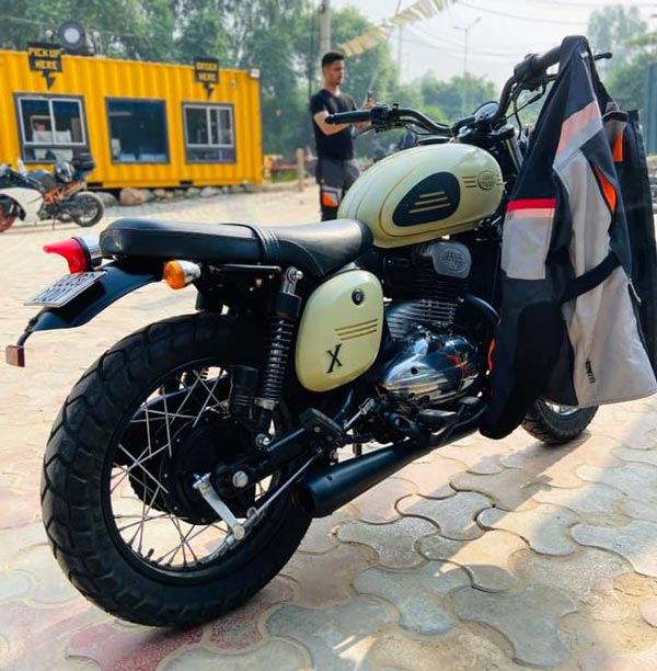 30,000 രൂപയ്ക്ക് സ്ക്രാംബ്ലറായി രൂപം മാറി ജാവ 42