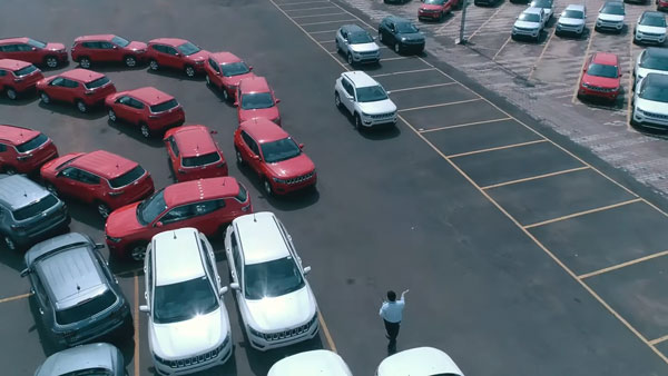 വ്യത്യസ്തമായി വിനായക ചതുർഥി ആഘോഷിച്ച് ജീപ്പ് ഇന്ത്യ