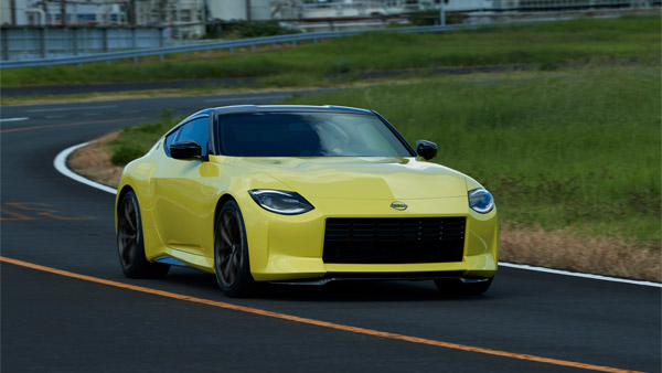 Z-പ്രോട്ടോ സ്‌പോർട്‌സ് കാർ പ്രോട്ടോടൈപ്പ് അവതരിപ്പിച്ച് നിസ്സാൻ