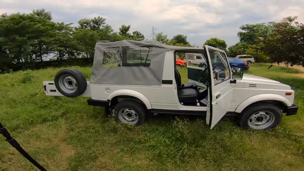 പൊലീസ് സേവനത്തിന് ശേഷം മനോഹരമായി പുനരുധരിച്ച മാരുതി ജിപ്സി