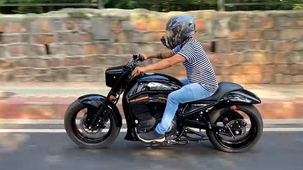 ഇന്ത്യൻ സ്കൗട്ടായി രൂപം മാറി റോയൽ എൻ‌ഫീൽഡ് തണ്ടർബേർഡ്