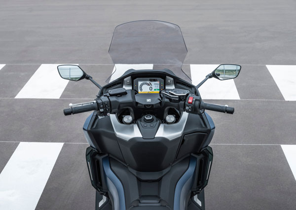 ആറ് സ്പീഡ് DCT ഗിയർബോക്സുമായി ഫോർസ 750 അവതരിപ്പിച്ച് ഹോണ്ട