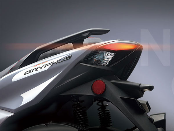 സിഗ്നസ് X125 -ന് മോണ്‍സ്റ്റര്‍ എനര്‍ജി മോട്ടോജിപി പതിപ്പ് സമ്മാനിക്കാന്‍ യമഹ