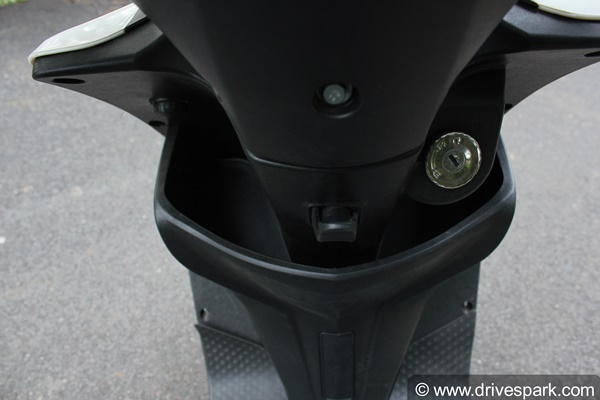 സീറോ എമിഷൻ സിറ്റി കമ്മ്യൂട്ടർ; ഈവ് സെനിയ ഇലക്ട്രിക് സ്കൂട്ടർ ആദ്യ ഇംപ്രഷനുകൾ