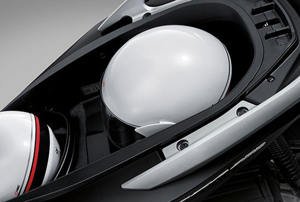 ഫോർസ 125, 350 മോഡലുകൾ പുറത്തിറക്കി ഹോണ്ട