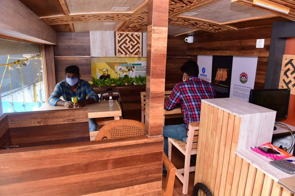 കാലങ്ങൾ നീണ്ട സേവനത്തിനു ശേഷം ഇനി ഫുഡ് ട്രക്കായി വിശ്രമിക്കാനൊരുങ്ങി ആനവണ്ടികൾ