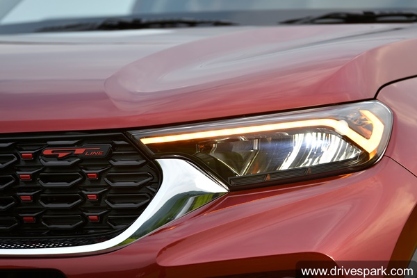 രണ്ട് മാസത്തിനുള്ളിൽ 50,000 ബുക്കിംഗ് കരസ്ഥമാക്കി കിയ സോനെറ്റ്