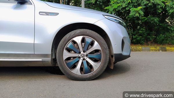 ഇന്ത്യയിലെ ആദ്യത്തെ ആഢംബര ഇലക്ട്രിക് കാർ; മെർസിഡീസ് EQC 400 എസ്‌യുവിയുടെ റിവ്യൂ വിശേഷങ്ങൾ