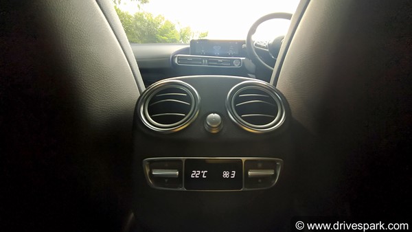 ഇന്ത്യയിലെ ആദ്യത്തെ ആഢംബര ഇലക്ട്രിക് കാർ; മെർസിഡീസ് EQC 400 എസ്‌യുവിയുടെ റിവ്യൂ വിശേഷങ്ങൾ