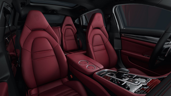 ഇന്ത്യൻ വെബ്സൈറ്റിൽ സ്ഥാനം പിടിച്ച് പോർഷ പനാമേര ഫെയ്‌സ്‌ലിഫ്റ്റ്