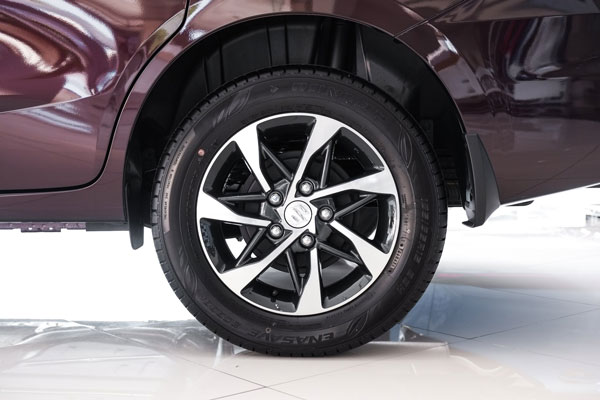 പുതിയ എംപിവിയുമായി മാരുതി; എതിരാളി മഹീന്ദ്ര മറാസോ