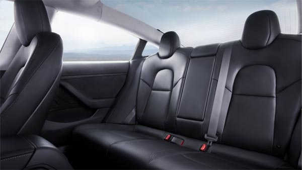 മൈലേജിലും ഫീച്ചറിലും കൂടുതൽ കേമനായി 2021 ടെസ്‌ല മോഡൽ 3; കൂടുതൽ അറിയാം