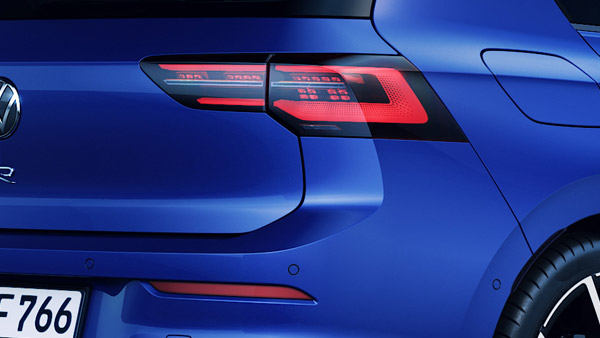 315 bhp കരുത്തിൽ ഒരു ഹാച്ച്ബാക്ക്; പുതിയ ഗോൾഫ് R പുറത്തിറക്കി ഫോക്സ്‍വാഗൺ