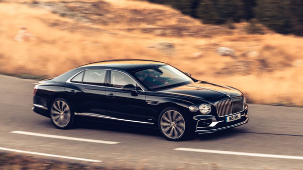 ഫ്ലൈയിംഗ് സ്പറിൽ ജനപ്രിയ V8 എഞ്ചിൻ തിരികെ അവരിപ്പിച്ച് ബെന്റ്ലി