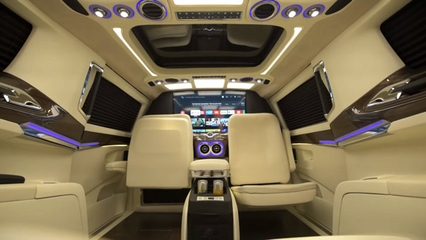 DC കരവിരുതിൽ ആഢംബര ഹോട്ടൽ മുറിക്ക് സമാനമായി കിയ കാർണിവൽ