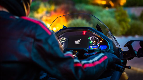 റഡാർ അധിഷ്ഠിത അഡാപ്റ്റീവ് ക്രൂയിസ് കൺട്രോളുമായി ഹോണ്ട ഗോൾഡ്‌വിംഗും എത്തുന്നു