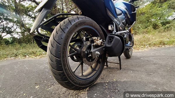 സ്പോര്‍ട്ടി ഭാവവുമായി ഹോണ്ട ഹോര്‍നെറ്റ് 2.0; ആദ്യ ഡ്രൈവ് റിവ്യൂ