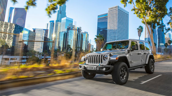 ഗ്രീൻ എസ്‌യുവി ഓഫ് ദി ഇയർ ബഹുമതി കരസ്ഥമാക്കി ജീപ്പ് റാങ്‌ലർ