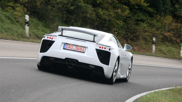 ആരാണ് ഒരു ചേഞ്ച് ആഗ്രഹിക്കാത്തത്! ജനപ്രിയ ബ്രാൻഡുകളിൽ നിന്നുള്ള ചില വ്യത്യസ്ത മോഡലുകൾ