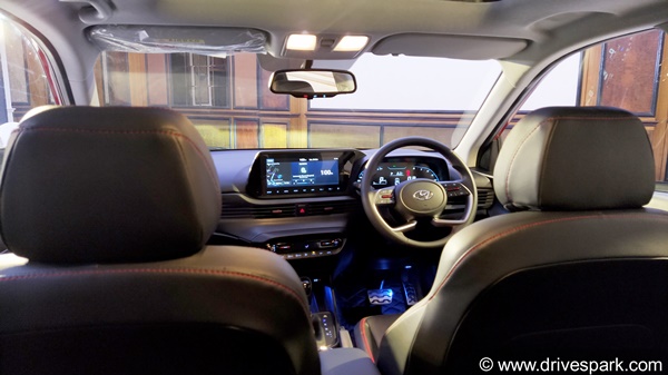 ഫീച്ചർ റിച്ച്; പുതുതലമുറ i20 -യുടെ 13 വ്യത്യസ്ത സവിശേഷതകൾ