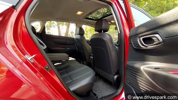 കിടിലന്‍ ലുക്കും, കൈനിറയെ ഫീച്ചറുകളും; പുതുതലമുറ ഹ്യുണ്ടായി i20 ആദ്യ ഡ്രൈവ് റിവ്യു