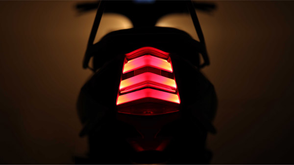 എട്രാന്‍സ് നിയോ ഹൈ സ്പീഡ് ഇലക്ട്രിക് സ്‌കൂട്ടര്‍ വെളിപ്പെടുത്തി പ്യുവര്‍ ഇവി