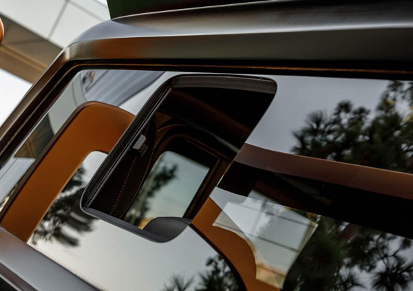 “ഗോഡ് ഓഫ് ഓൾ ട്രക്സ്”; ഹെർക്കുലീസ് 6×6 പിക്കപ്പ് ട്രക്ക് അവതരിപ്പിച്ച് റെസ്വാനി