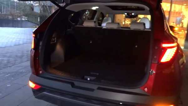 261 bhp കരുത്തും 50 കിലോമീറ്റർ ഇവി റേഞ്ചുമായി 2021 ഹ്യുണ്ടായി ട്യൂസോൺ PHEV