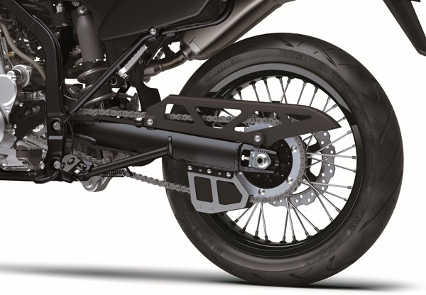 KLX 300SM നവീകരിച്ച പതിപ്പിനെ വെളിപ്പെടുത്തി കവസാക്കി