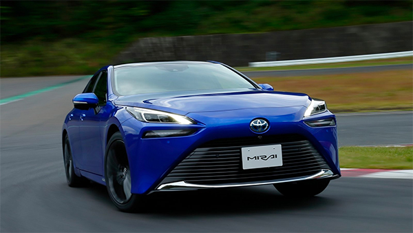 പുതുതലമുറ മിറായ് ഫ്യുവൽ സെൽ ഇലക്ട്രിക് കാർ പുറത്തിറക്കി ടൊയോട്ട