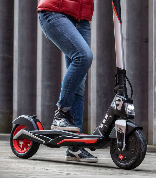 eSR1 ഇലക്ട്രിക് മൈക്രോ സ്കൂട്ടർ വെളിപ്പെടുത്തി അപ്രീലിയ