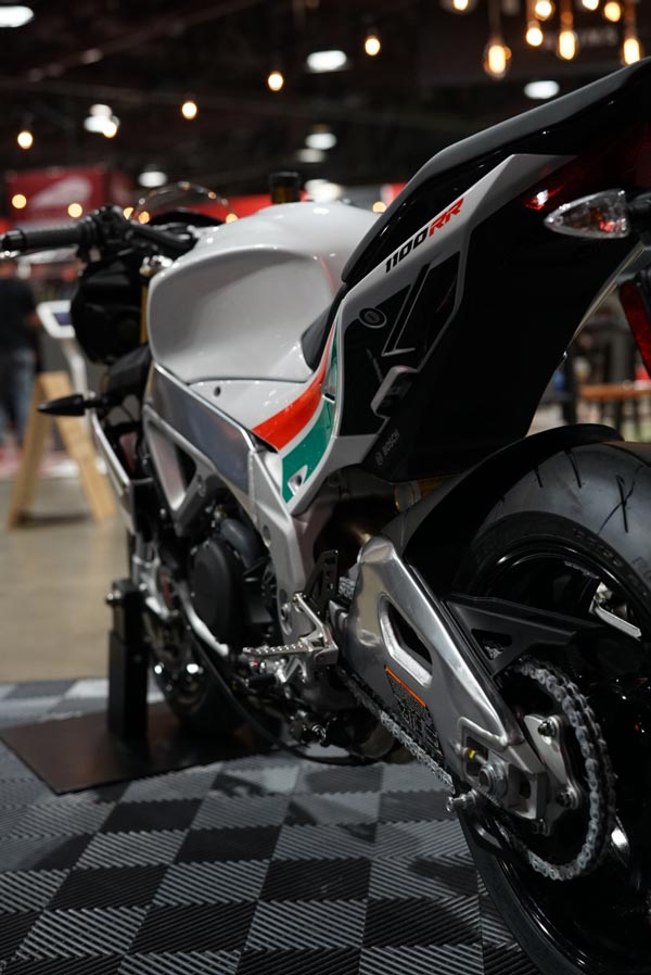 കെ‌ടി‌എം 390 മോഡലുകൾക്ക് എതിരാളികളുമായി അപ്രീലിയ ഇന്ത്യയിലേക്ക്