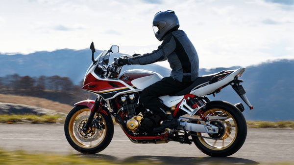 CB 1300 സീരീസ് മോട്ടോർസൈക്കിളുകൾ പുറത്തിറക്കി ഹോണ്ട; വില 11.16 ലക്ഷം രൂപ