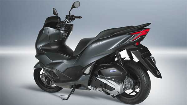 പുതിയ PCX 160 മാക്സി സ്കൂട്ടർ അവതരിപ്പിച്ച് ഹോണ്ട