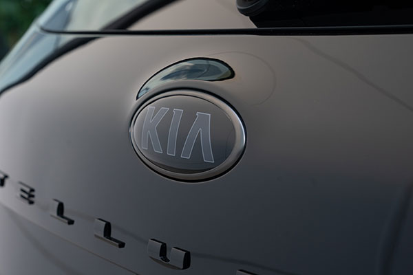 എർട്ടിഗയ്ക്കും മറാസോയ്ക്കും ഒരു പുതിയ എതിരാളി കൂടെ എത്തും; കിയ എംപിവിയുടെ അരങ്ങേറ്റം 2022-ൽ