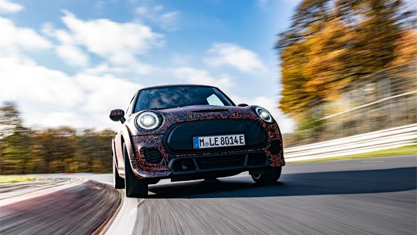 വരാനിരിക്കുന്ന JCW ഇലക്ട്രിക്കിന്റെ ആദ്യ ടീസർ പങ്കുവെച്ച് മിനി