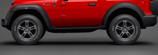 പുതുതലമുറ ഥാറിന് പുതിയ ആക്സസറികൾ വാഗ്ദാനം ചെയ്ത് മഹീന്ദ്ര